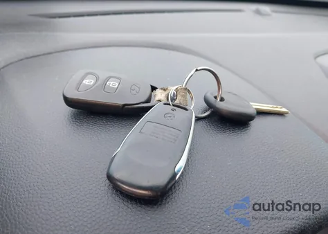 2012 Hyundai Tucson Limited из США, поврежденный, VIN KM8JUCAC5CU382313